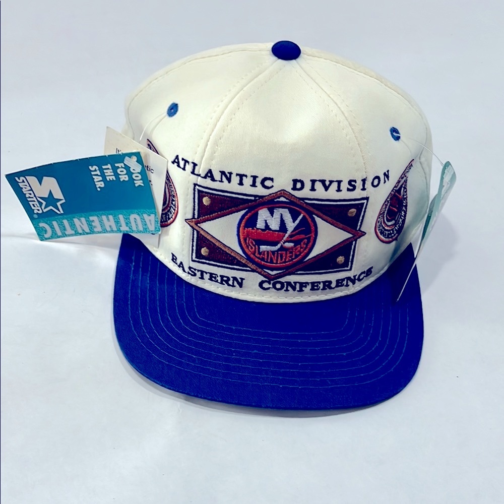 NWT New York Islanders Hockey Ball Cap Trucker Hat Vintage Official NHL Licensed